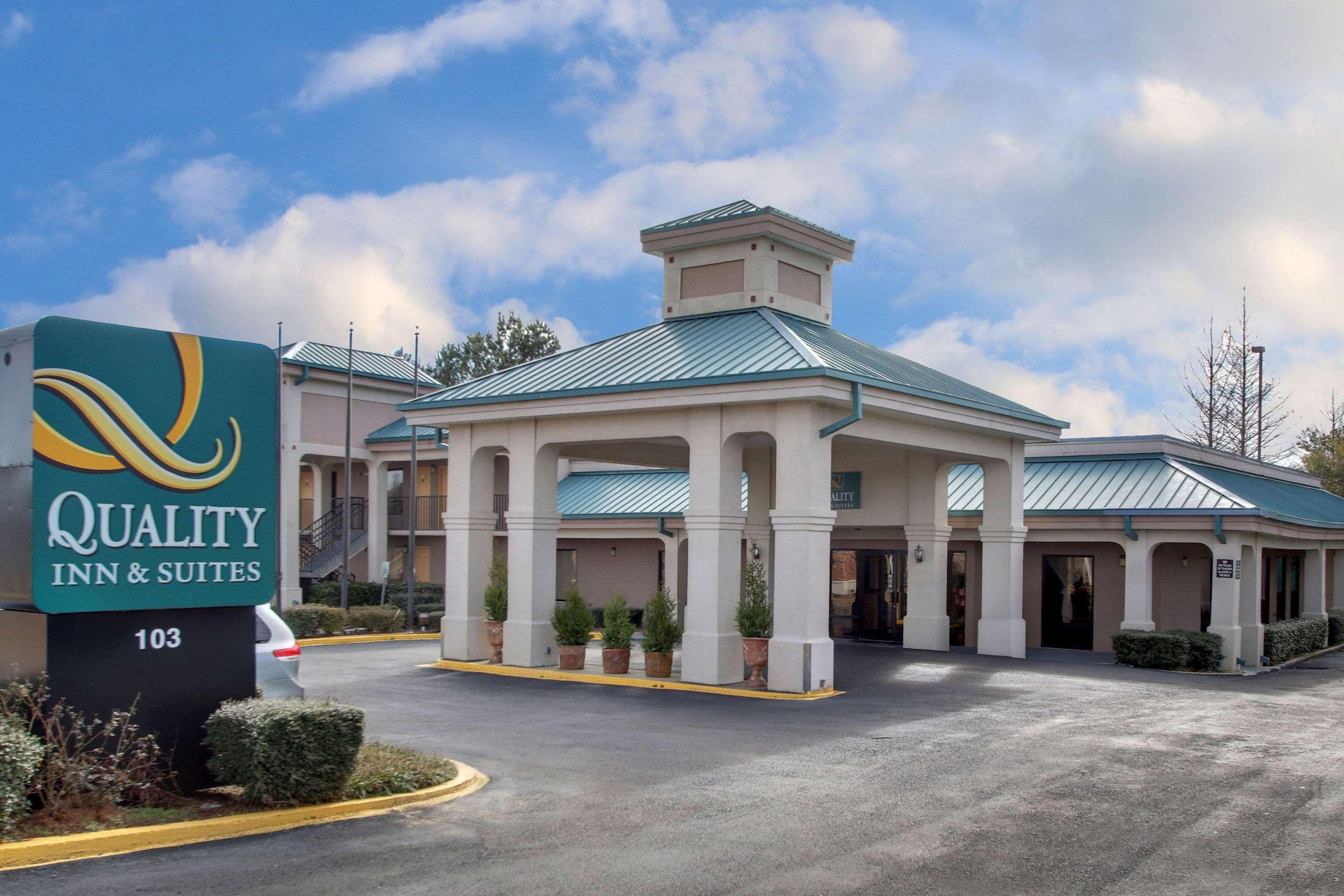 Quality Inn & Suites Clinton Eksteriør bilde
